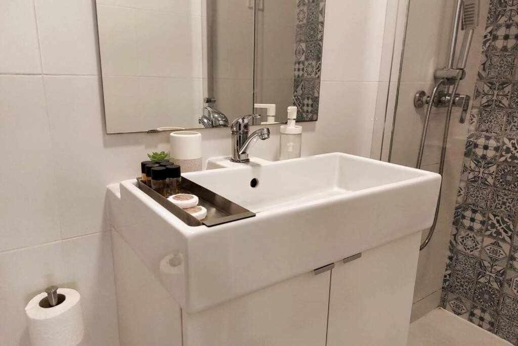 Bonito Apartamento En 2º Linea De Playa & Parking Lägenhet Málaga Exteriör bild